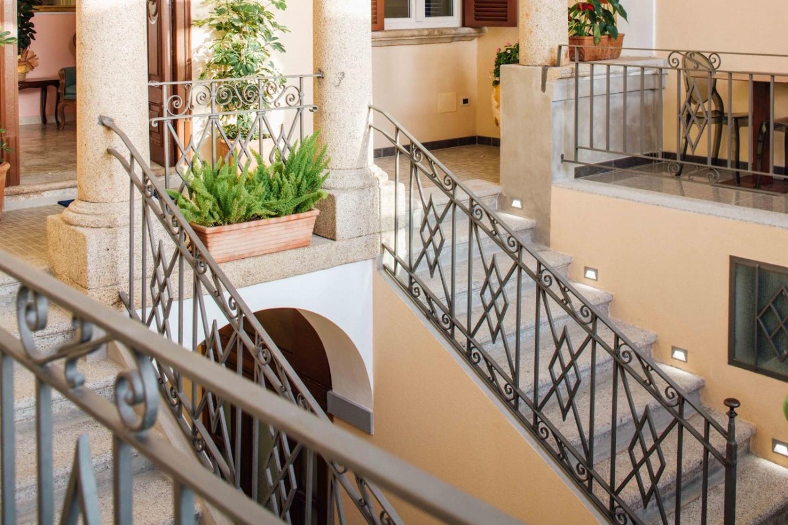 Le Corti - Dimora Storica Bed and Breakfast Polistena Εξωτερικό φωτογραφία