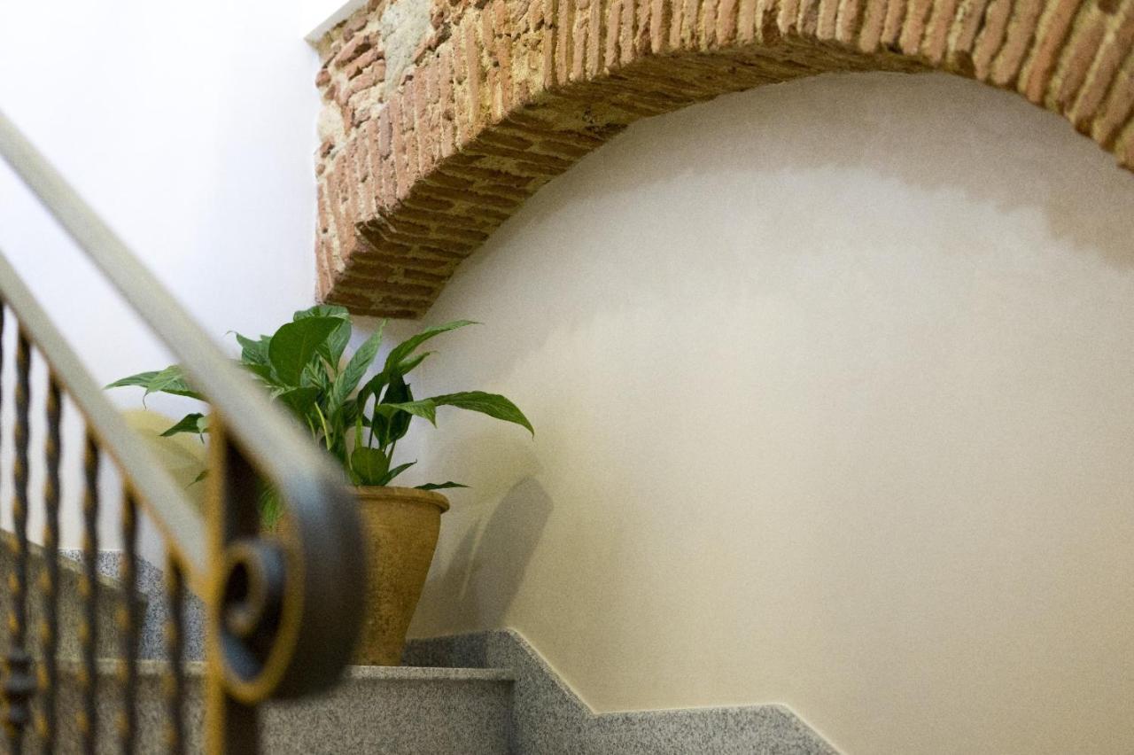 Le Corti - Dimora Storica Bed and Breakfast Polistena Εξωτερικό φωτογραφία